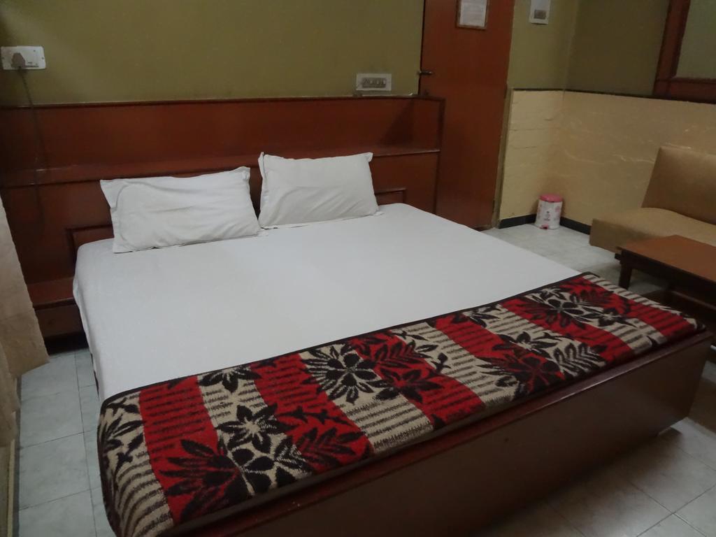 Hotel Happy Home Mumbai Dış mekan fotoğraf
