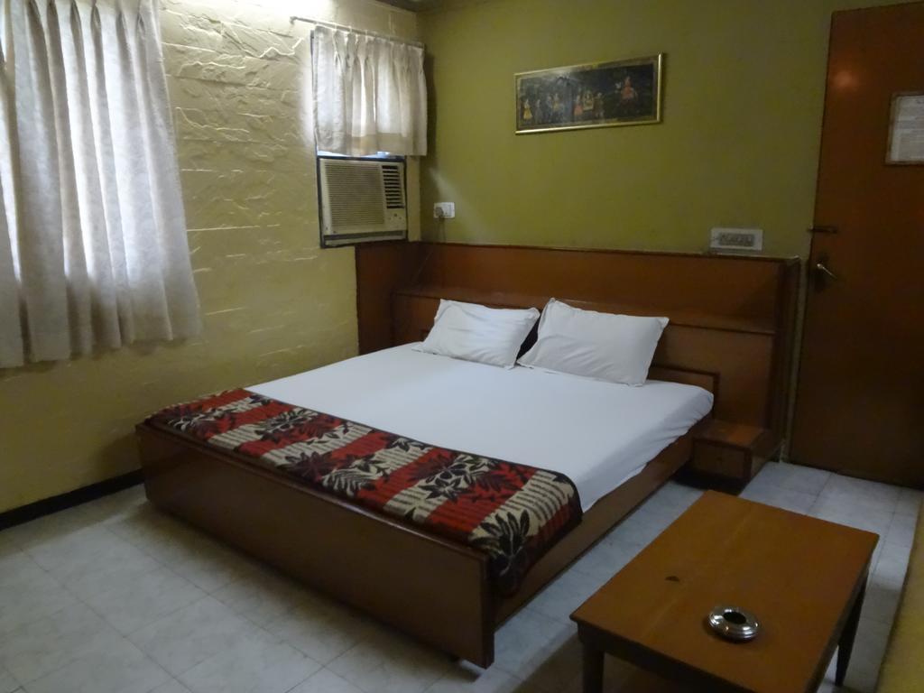 Hotel Happy Home Mumbai Dış mekan fotoğraf