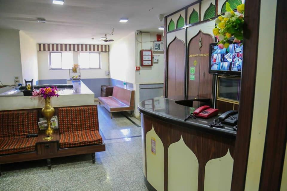 Hotel Happy Home Mumbai Dış mekan fotoğraf