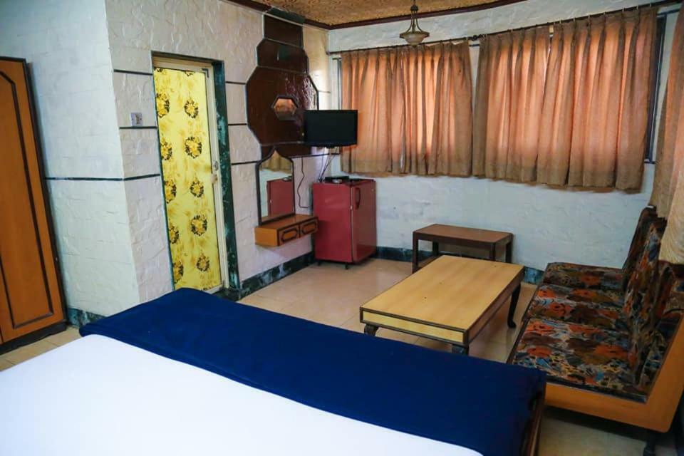 Hotel Happy Home Mumbai Dış mekan fotoğraf